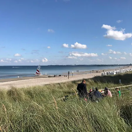 H5-57-hanseat-seeblick-und-aussenschwimmbad Apartament